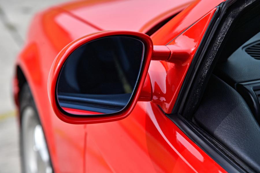 Детали экстерьера BMW M3 Compact (E36) 1996 года  (фото 20 из 20)